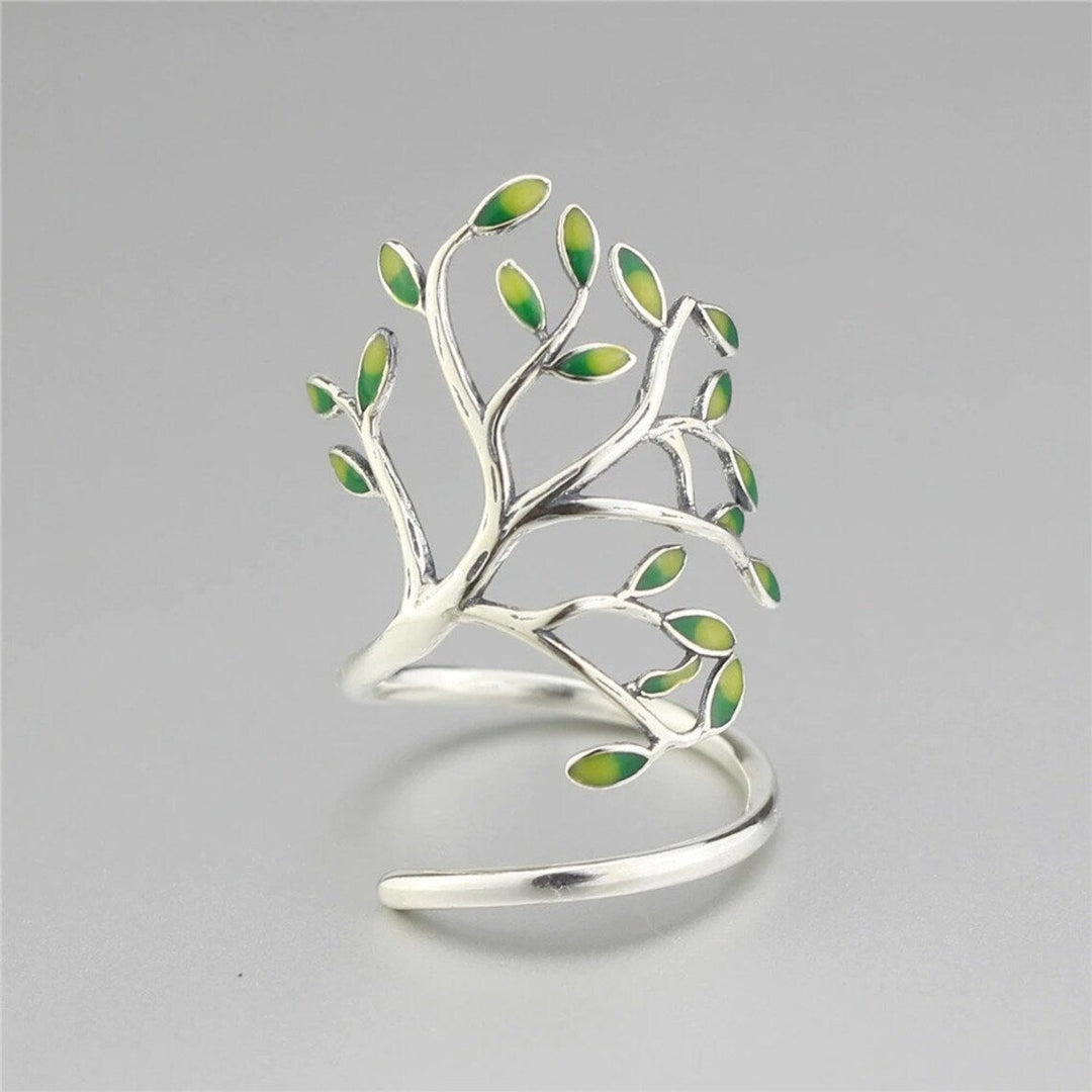 Zilveren ring met groene blaadjes | Een unieke ring met prachtige details