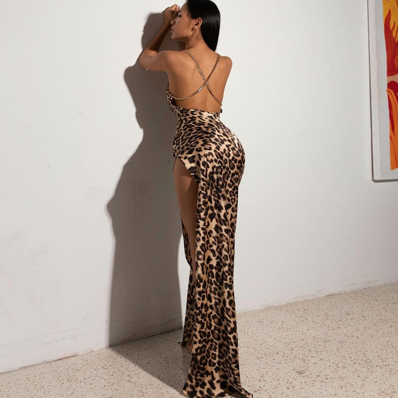 Ishani Dress | Een elegante avondjurk met sexy details