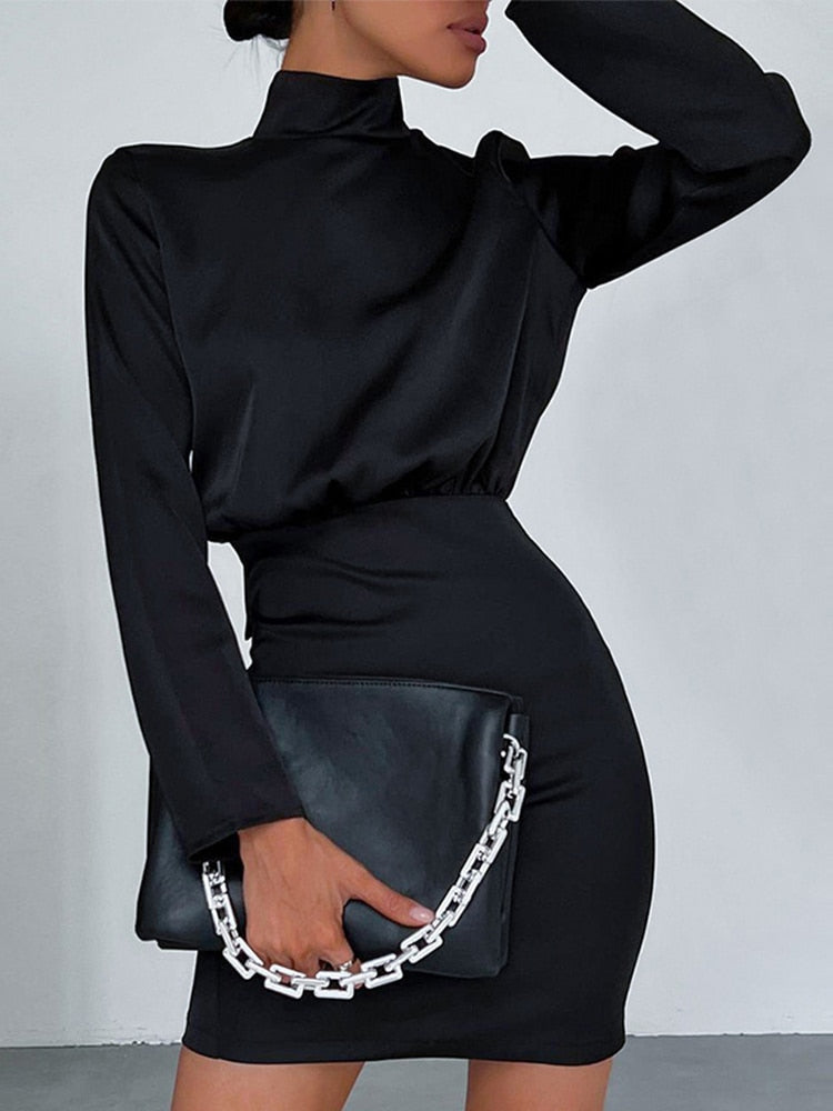 Loïs Satin Dress | Met prachtige strik en open rug